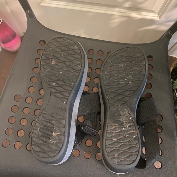 Clarks comfortable cushion shoes size 8 1/2 - Picture 6 of 8